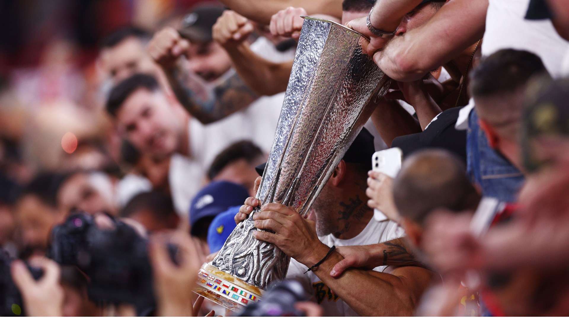 而巴萨的队 而巴萨的队