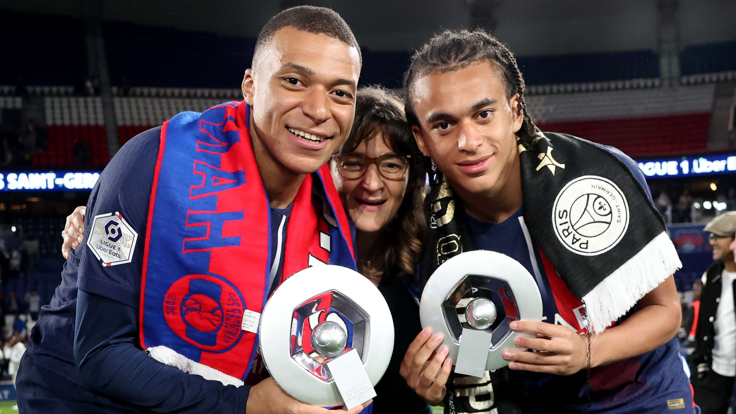 对波兰的比 对波兰的比